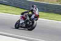 cadwell-no-limits-trackday;cadwell-park;cadwell-park-photographs;cadwell-trackday-photographs;enduro-digital-images;event-digital-images;eventdigitalimages;navarra;no-limits-trackdays;peter-wileman-photography;racing-digital-images;trackday-digital-images;trackday-photos